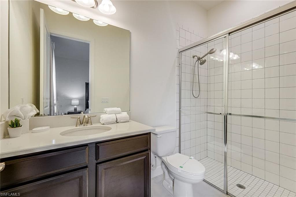 11110 Canal Grande DR-18