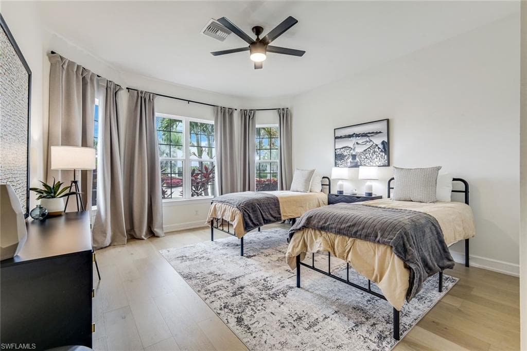 11110 Canal Grande DR-19
