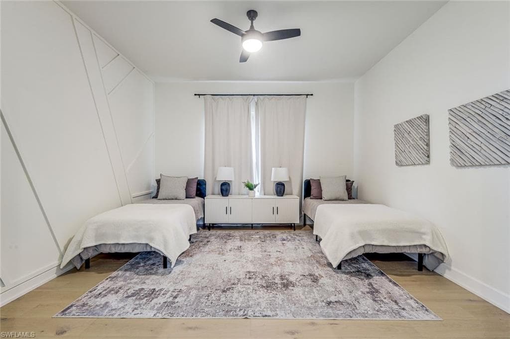 11110 Canal Grande DR-21