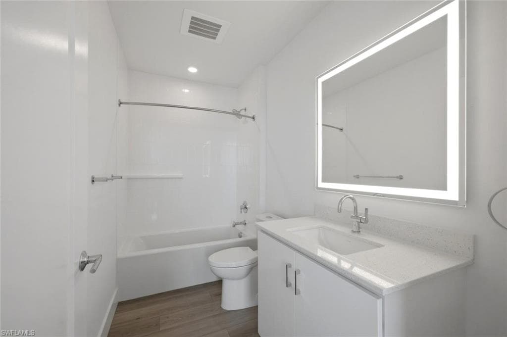 1950 Mayfair ST PH11-25