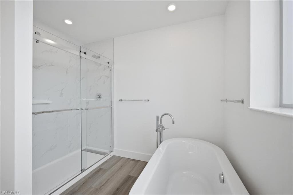 1950 Mayfair ST PH11-21
