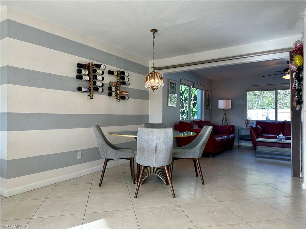 1495 Cranville SQ-25