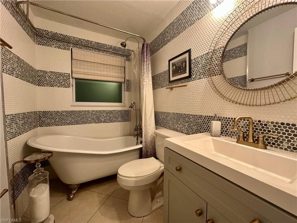 1495 Cranville SQ-21