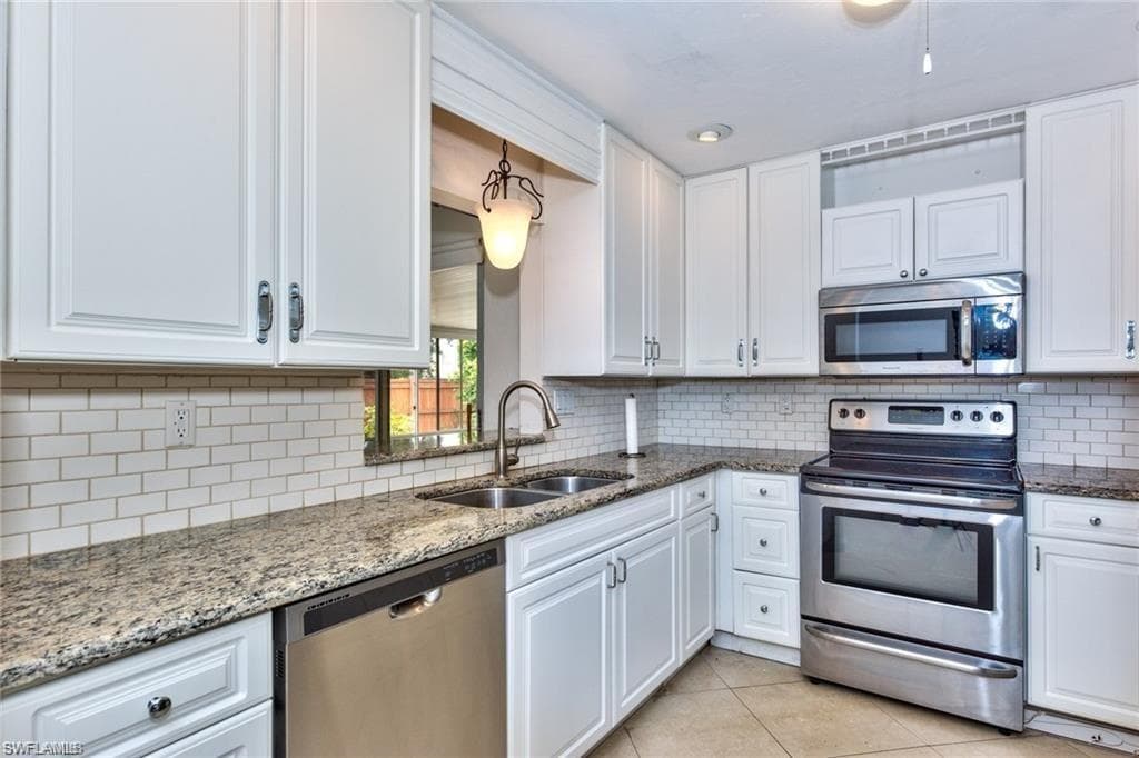 1495 Cranville SQ-24