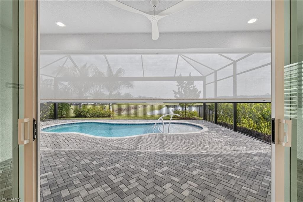 12436 Purple Ficus WAY-25