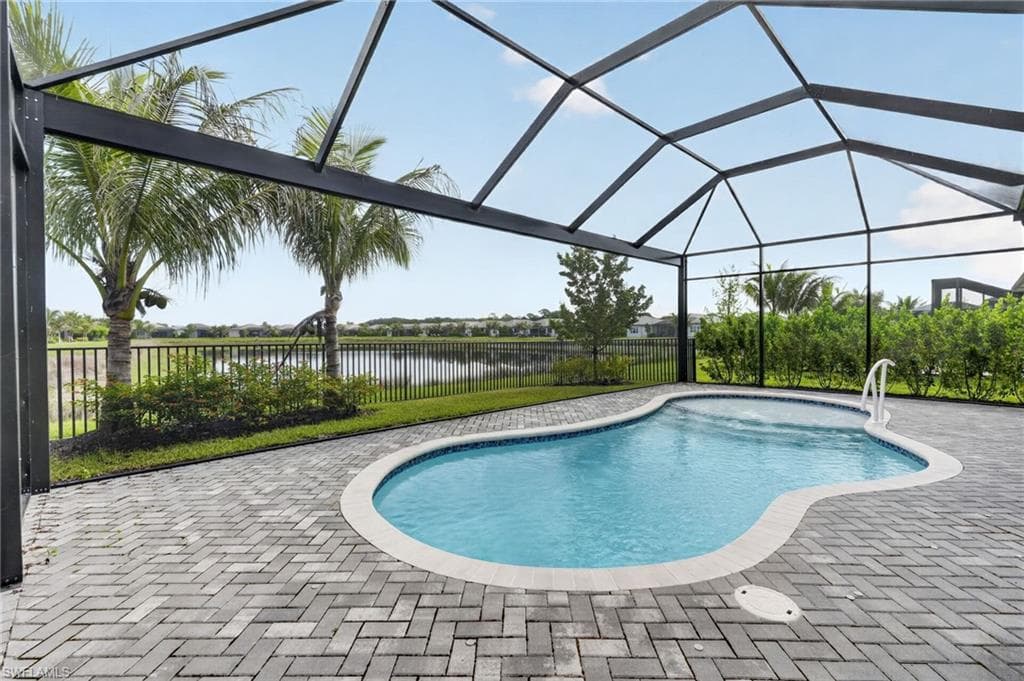 12436 Purple Ficus WAY-30