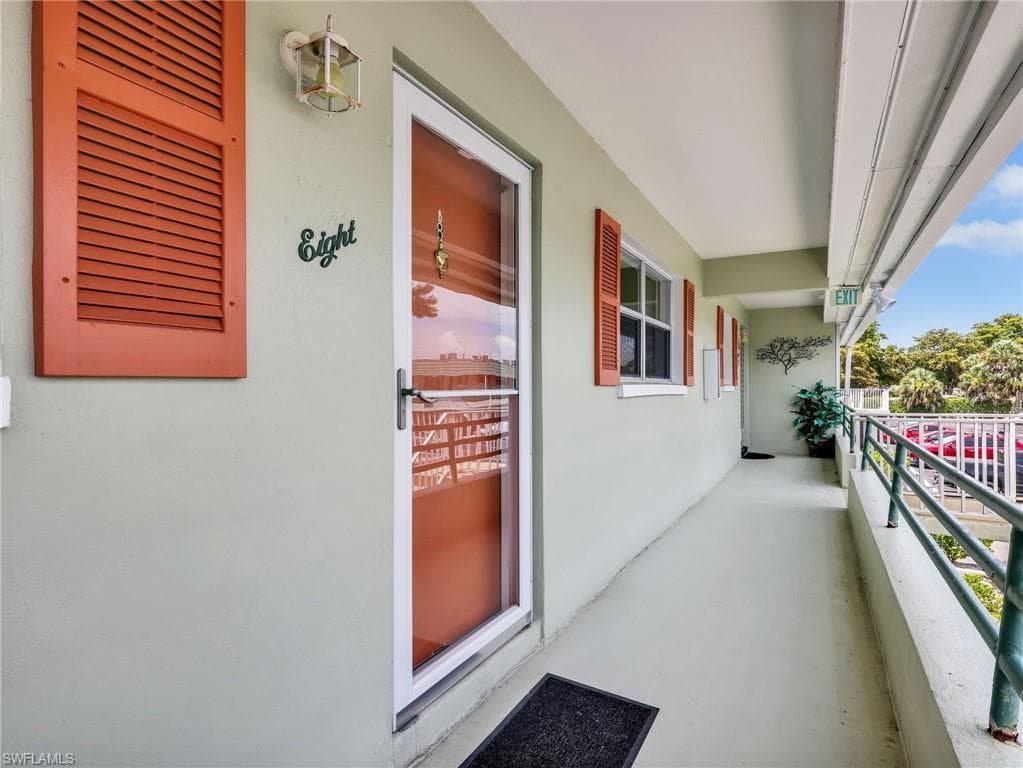 300 Valley Stream DR 8A-27