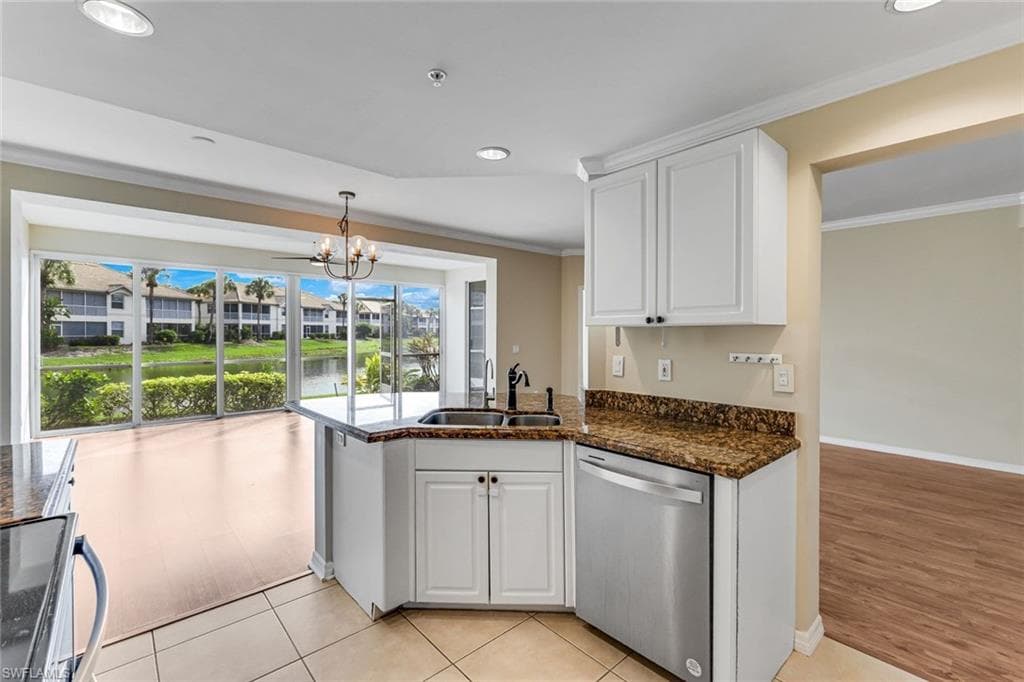 7756 Gardner DR 102-9
