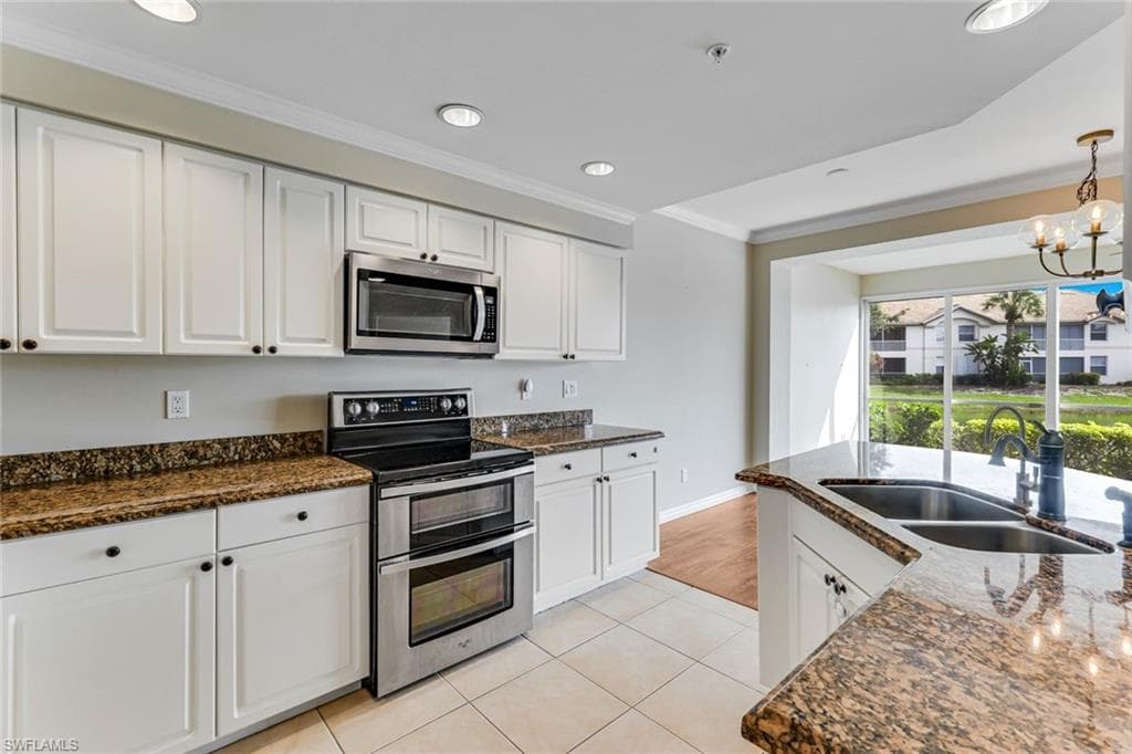 7756 Gardner DR 102-7