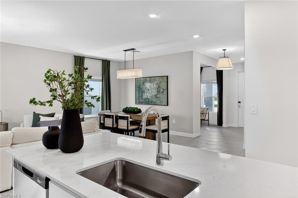 4750 Espiritu WAY-7