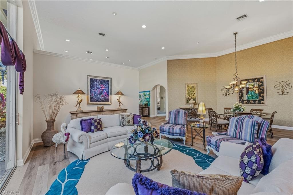 3748 Ascot Bend CT-14