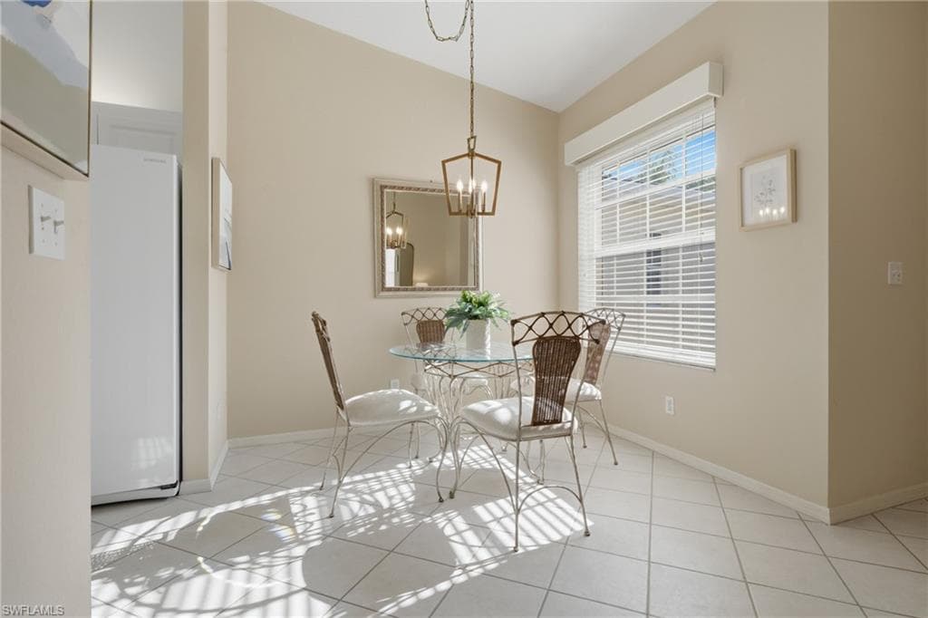 3320 Crown Pointe BLVD 201-15