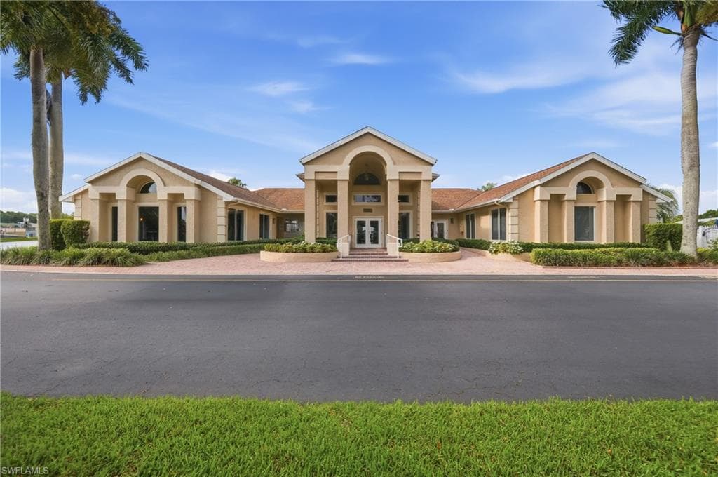 3320 Crown Pointe BLVD 201-48