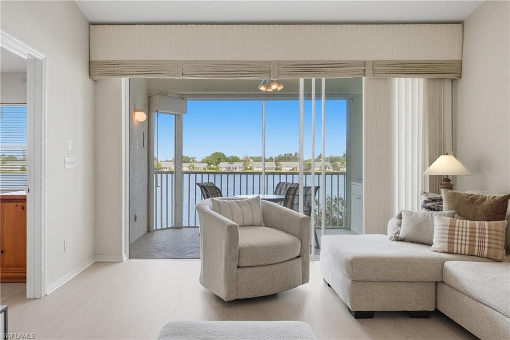 3320 Crown Pointe BLVD 201-20