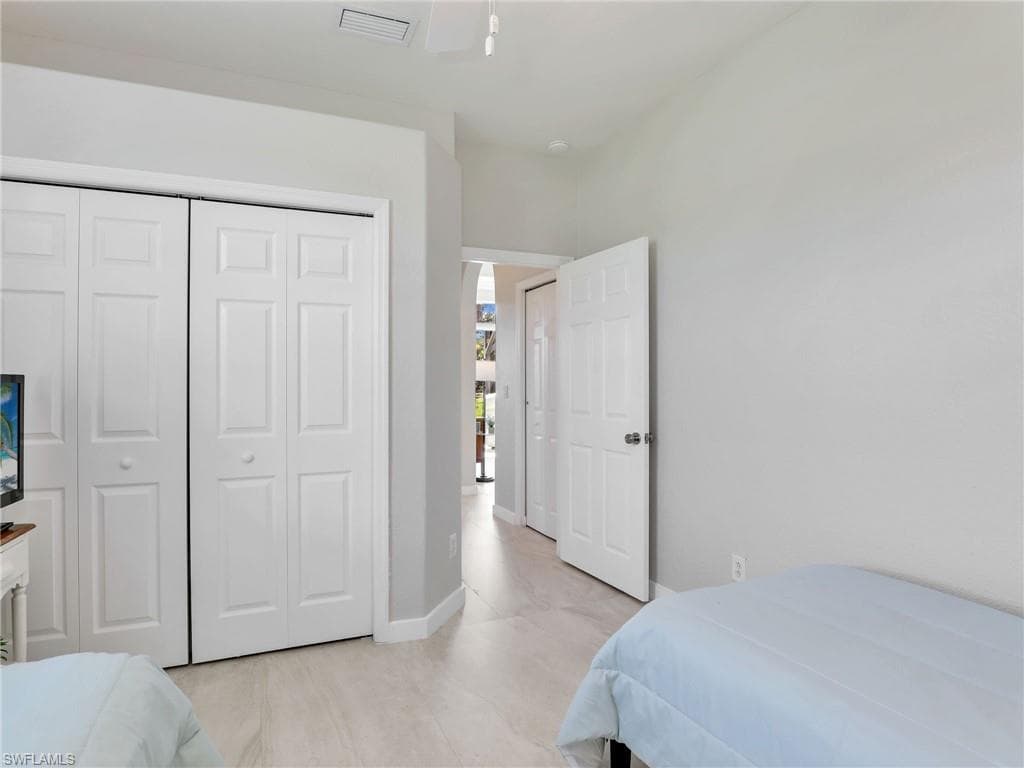 8845 Lely Island CIR-32