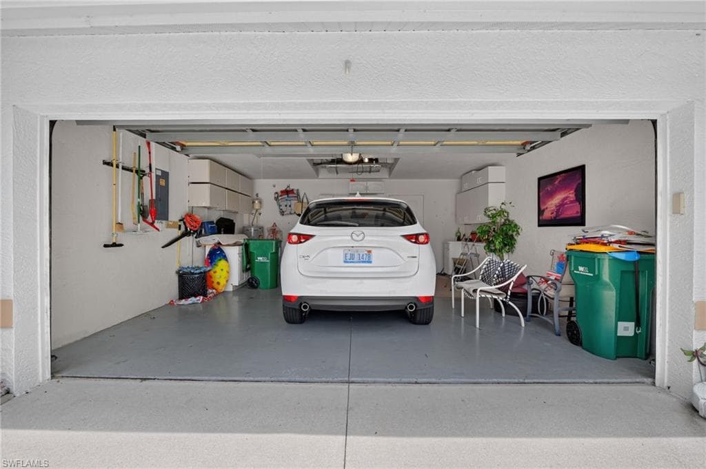 2166 Stacil CIR 17-42