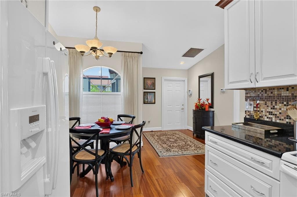 2166 Stacil CIR 17-15