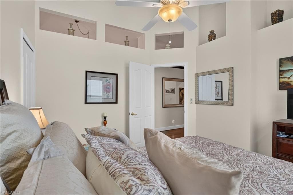 2166 Stacil CIR 17-34