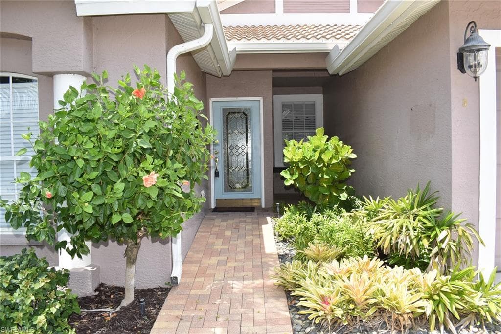 25817 Pebblecreek DR-1