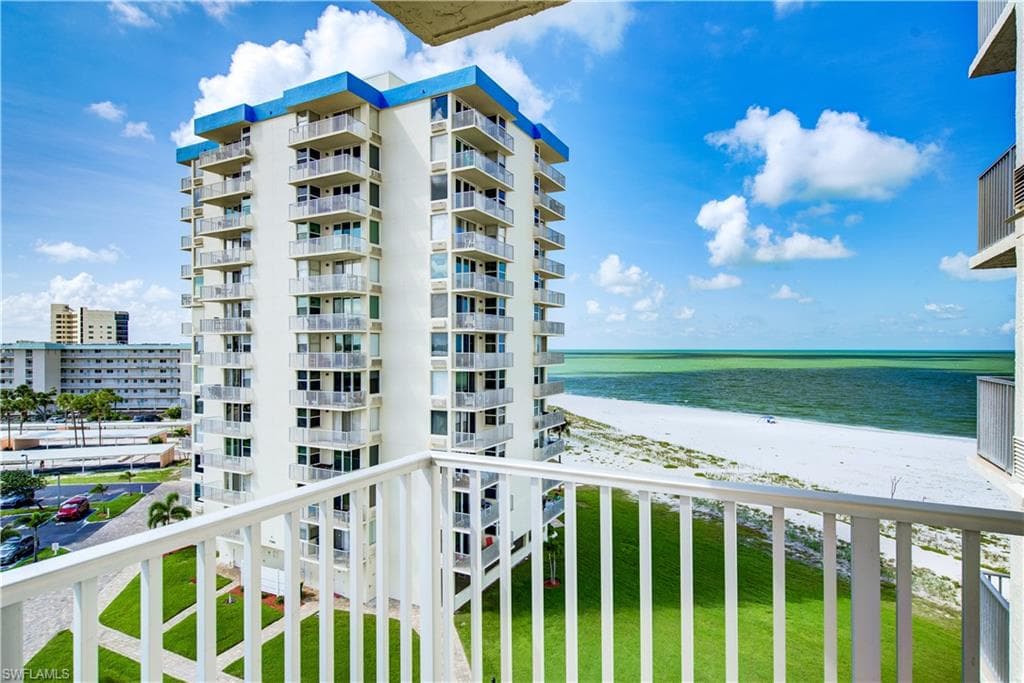 7330 Estero BLVD 601-1