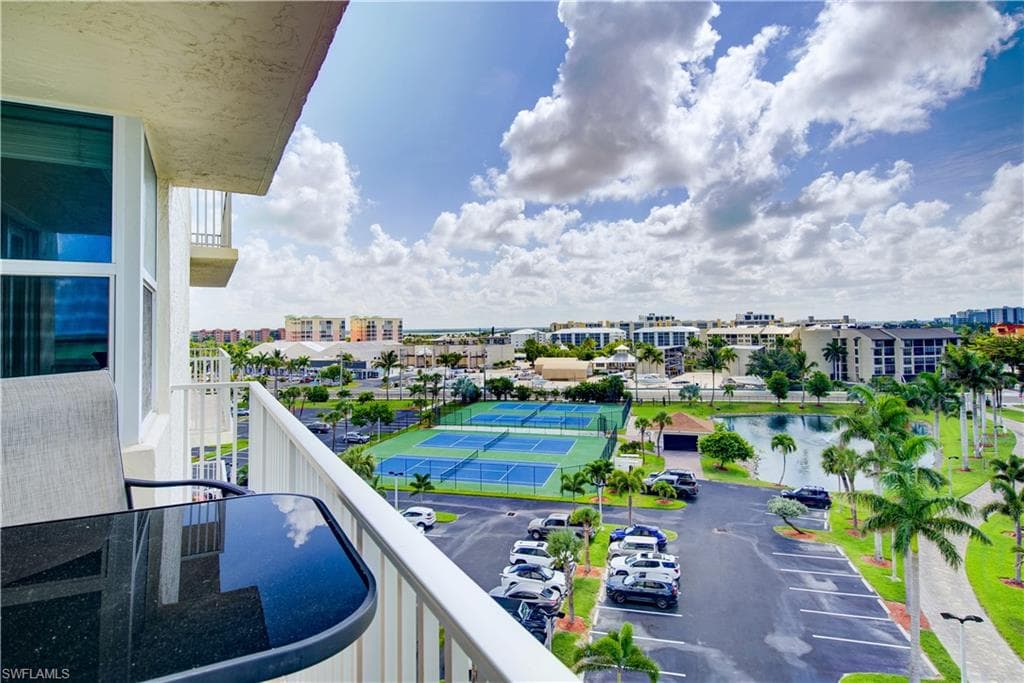 7330 Estero BLVD 601-15