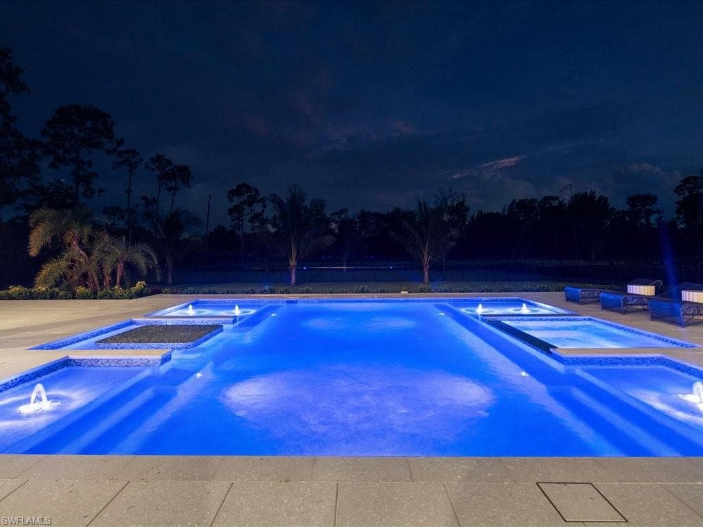 6446 Daniels RD-50