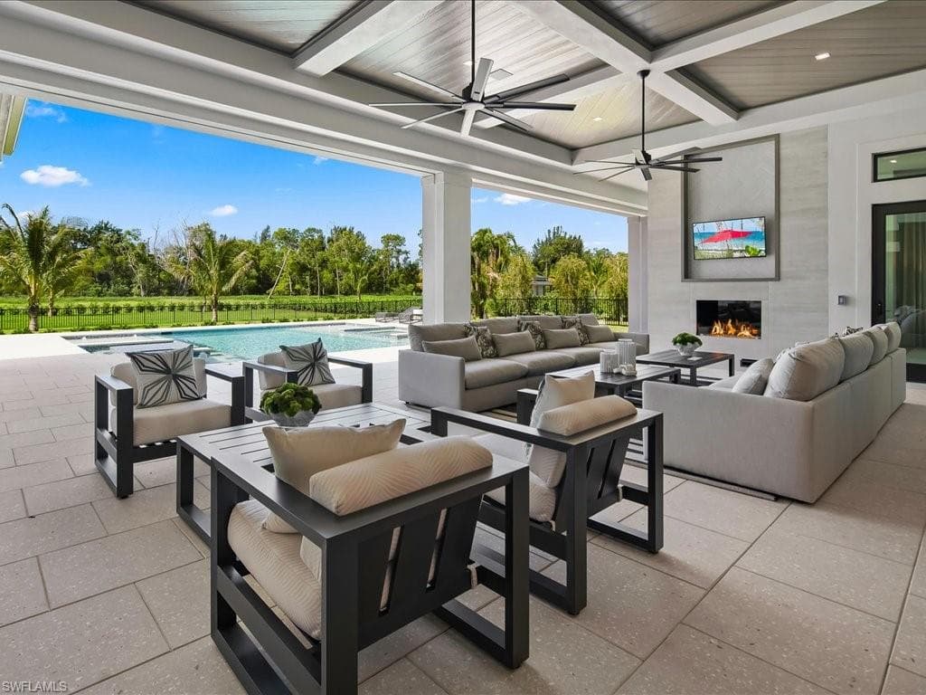 6446 Daniels RD-31