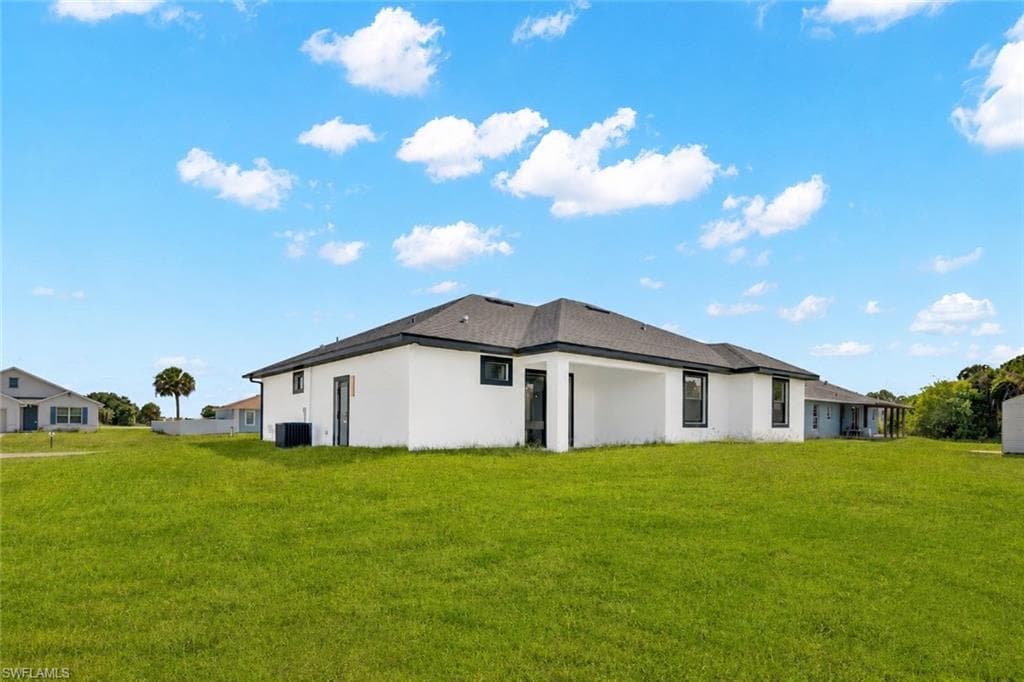 8030 SHERWOOD CIR-23