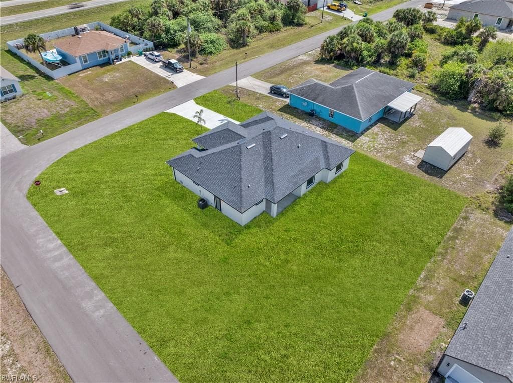 8030 SHERWOOD CIR-25