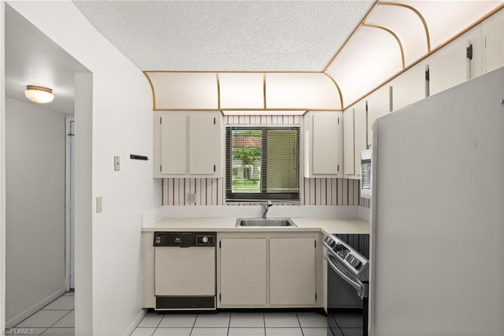 4251 27th CT SW 104-12