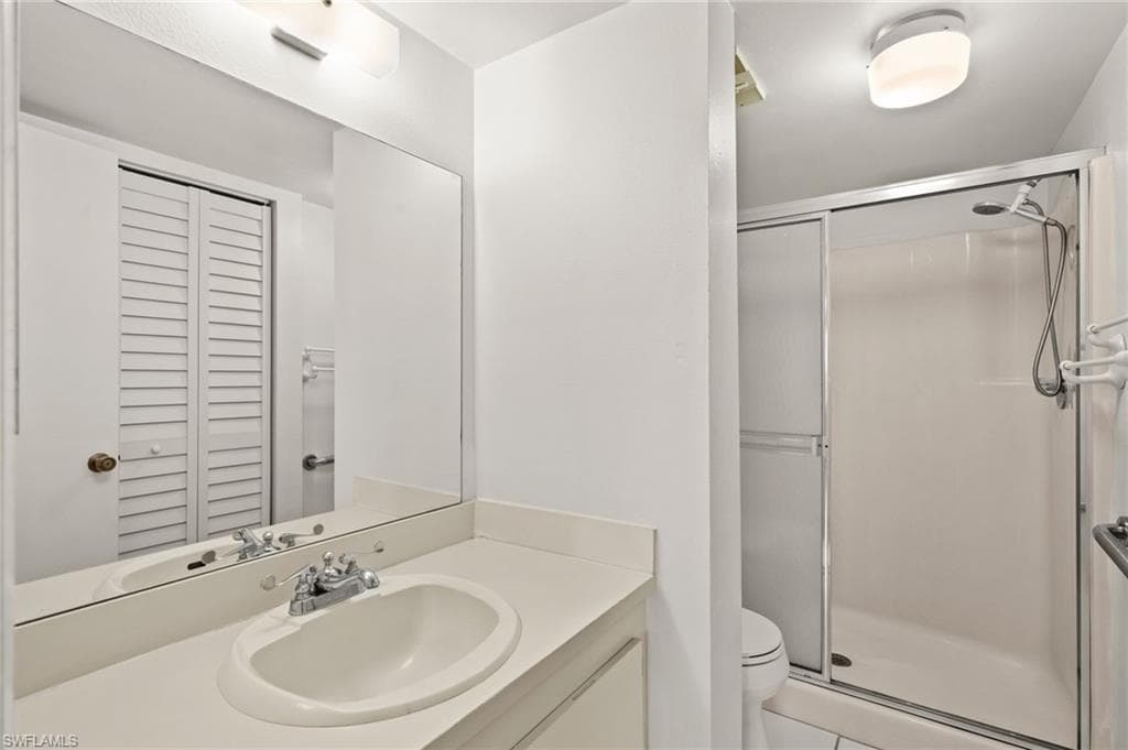 4251 27th CT SW 104-16