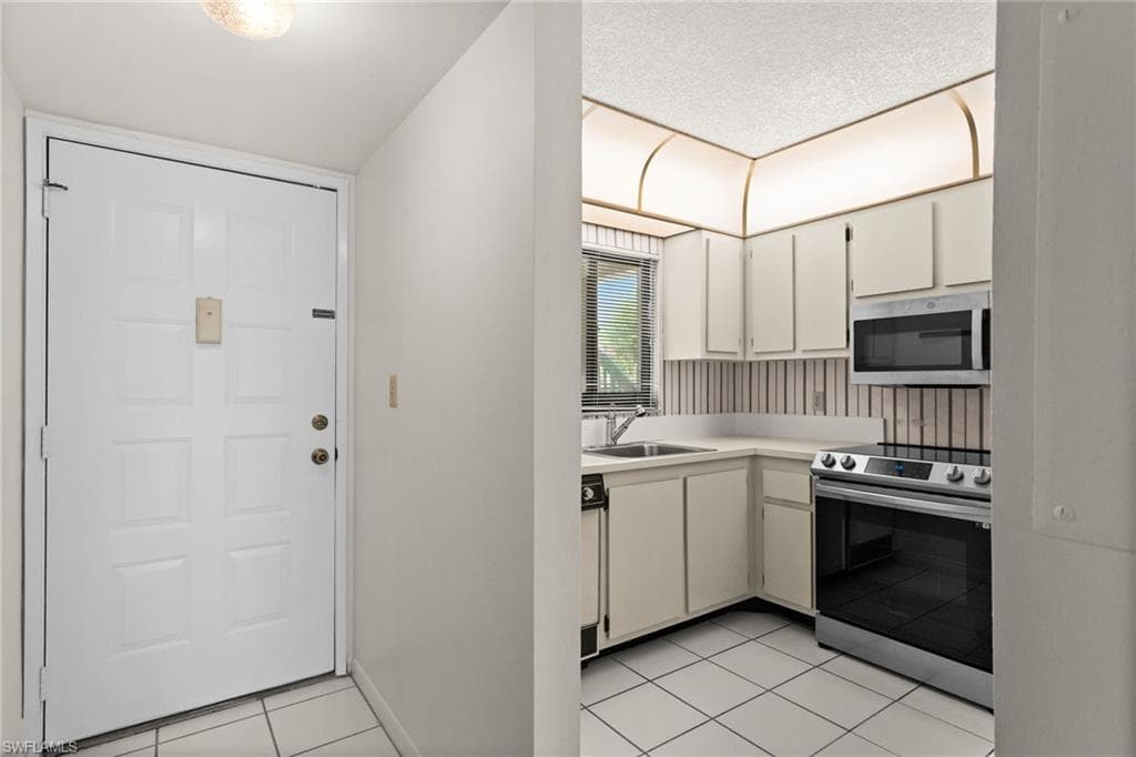 4251 27th CT SW 104-11