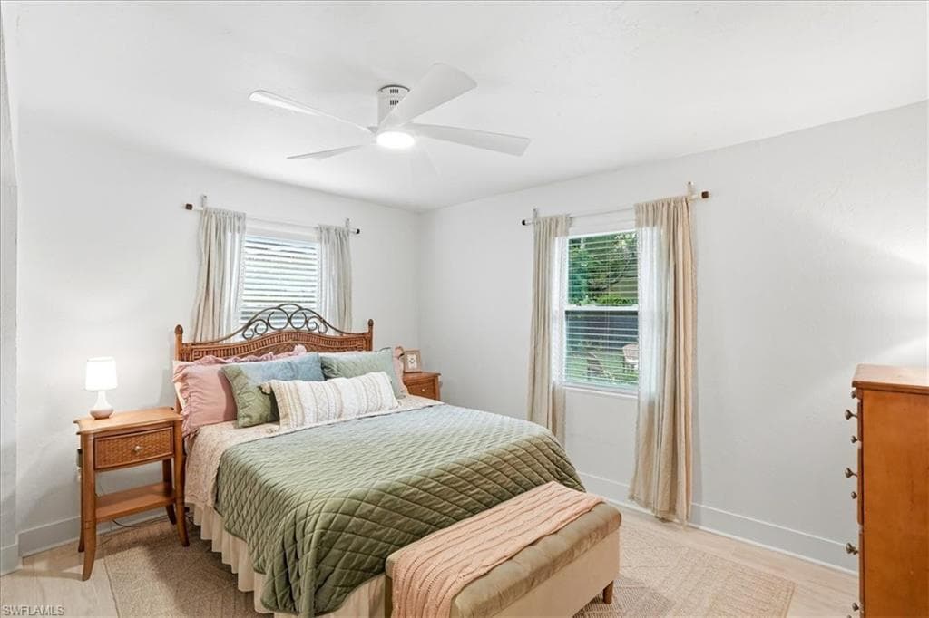 3880 Estey AVE-21