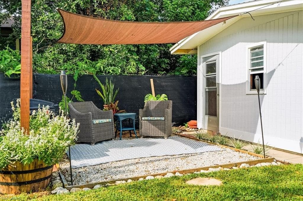 3880 Estey AVE-31