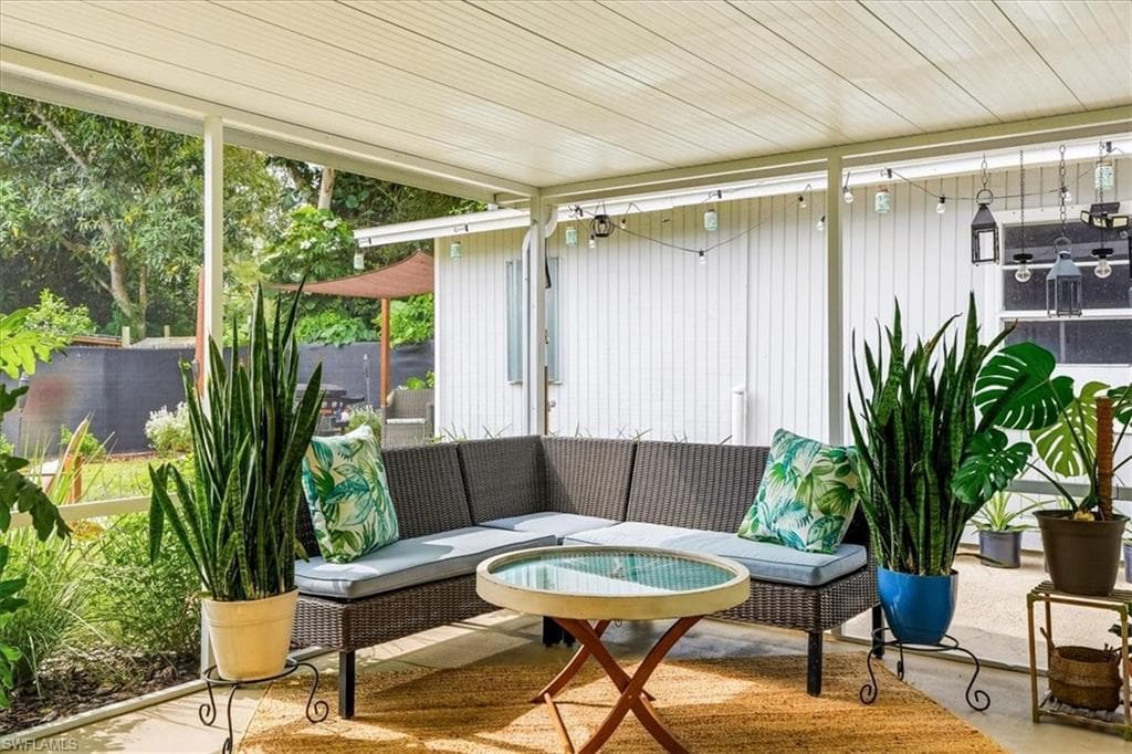3880 Estey AVE-27