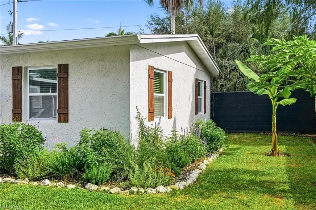 3880 Estey AVE-32