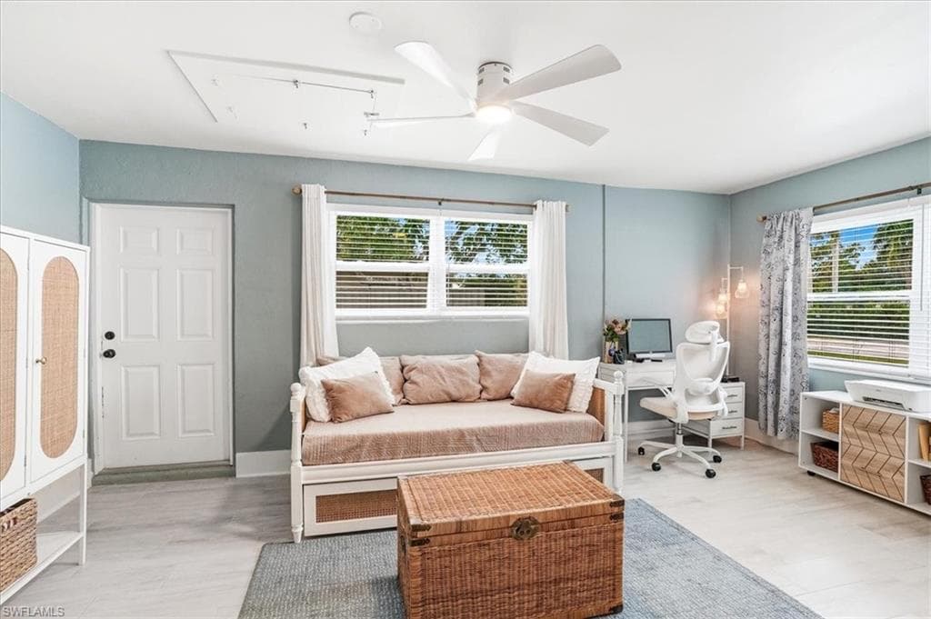 3880 Estey AVE-14