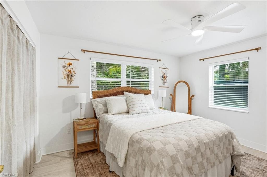 3880 Estey AVE-20