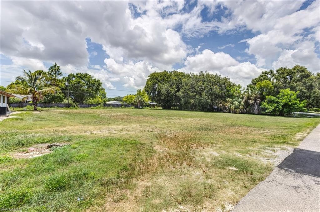 2171 Sunshine BLVD-6