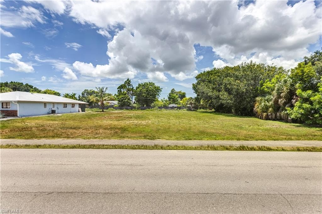 2171 Sunshine BLVD-10