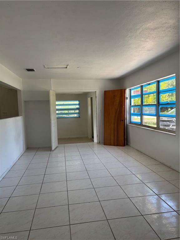 3977 Seminole AVE-11
