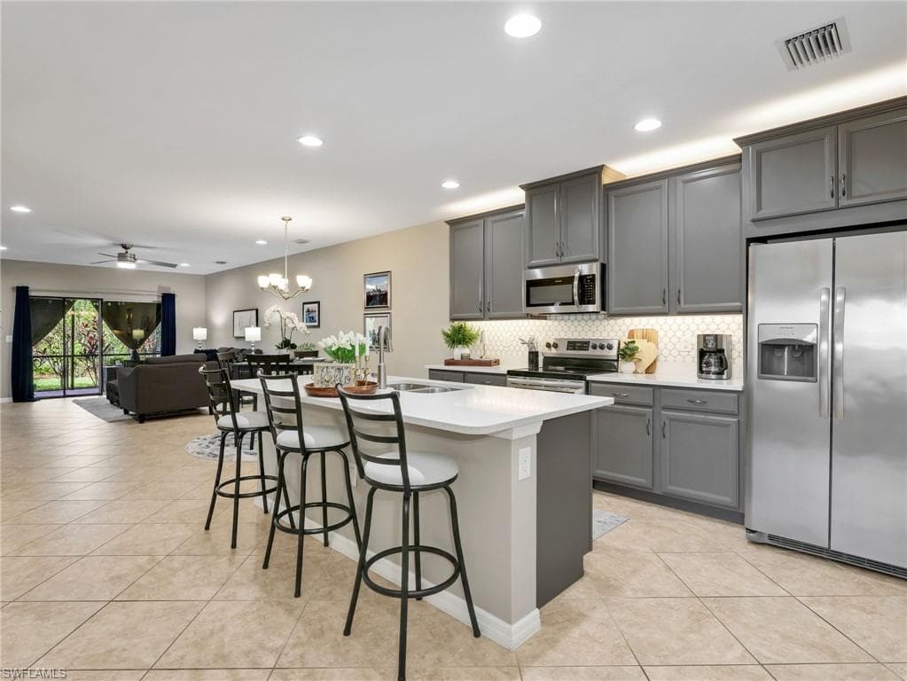 4337 Dutchess Park RD-12