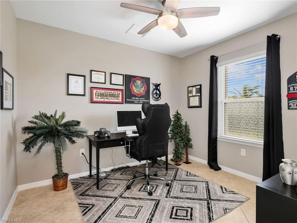 4337 Dutchess Park RD-23