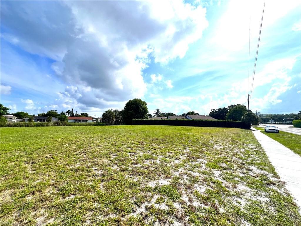 1359 Granada BLVD-3