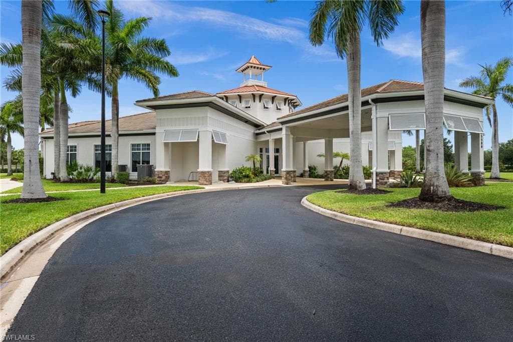 2190 Summersweet DR-43