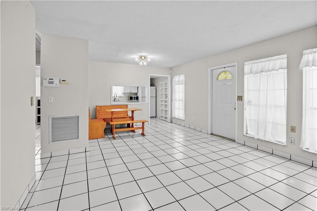3369 Yukon CIR 1-9