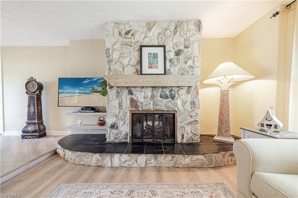 15840 Lake Candlewood DR-6