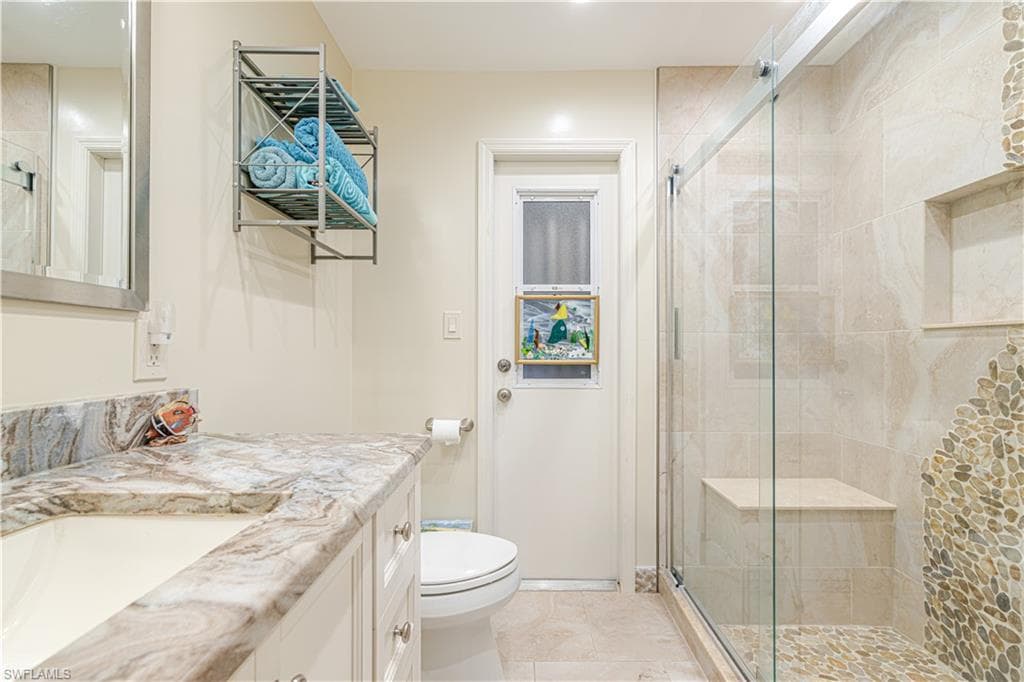 15840 Lake Candlewood DR-20