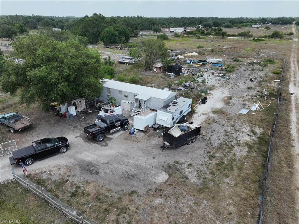 615 N Olivo ST-2