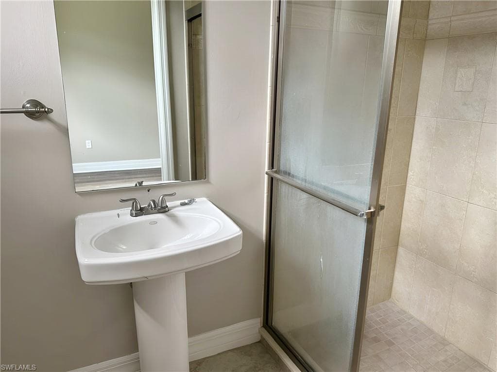 14781 Royal Oak CT-15